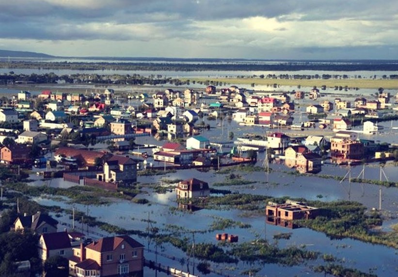 В пострадавших от наводнения районах идет расселение и строительство жилья