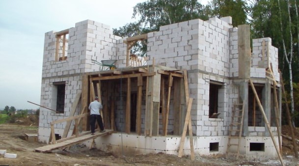 Строительство дома из пеноблоков