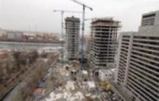 Власти Петербурга принимают решения, которые приведут к сокращению строительства