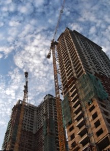 Мосгосстройнадзор оштрафовал строителей уникальных зданий на 19,687 миллиона рублей