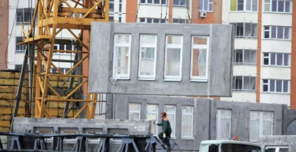 Иркутск сократил ввод жилья в 2013 г на 5,7% - до 455,1 тыс кв м