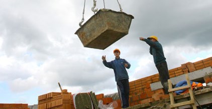 Новые дома начали строить в пострадавшем от землетрясения поселке Кузбасса