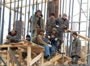 До 90% строительных работ в Москве выполняют гастарбайтеры