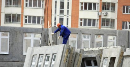 Около 1,4 млн кв м жилья было введено в Москве в январе-августе 2013 г